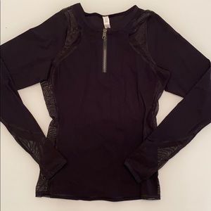 Long sleeved lululemon shirt